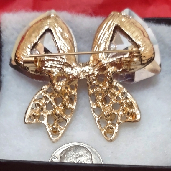 Iridescent Crystal Bowknot Brooch - Picture 8 of 15